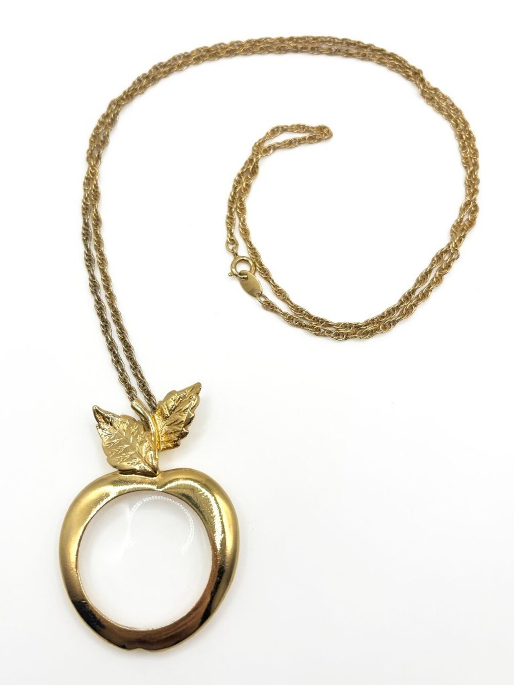 Vintage Avon Apple Magnifying Glass Necklace